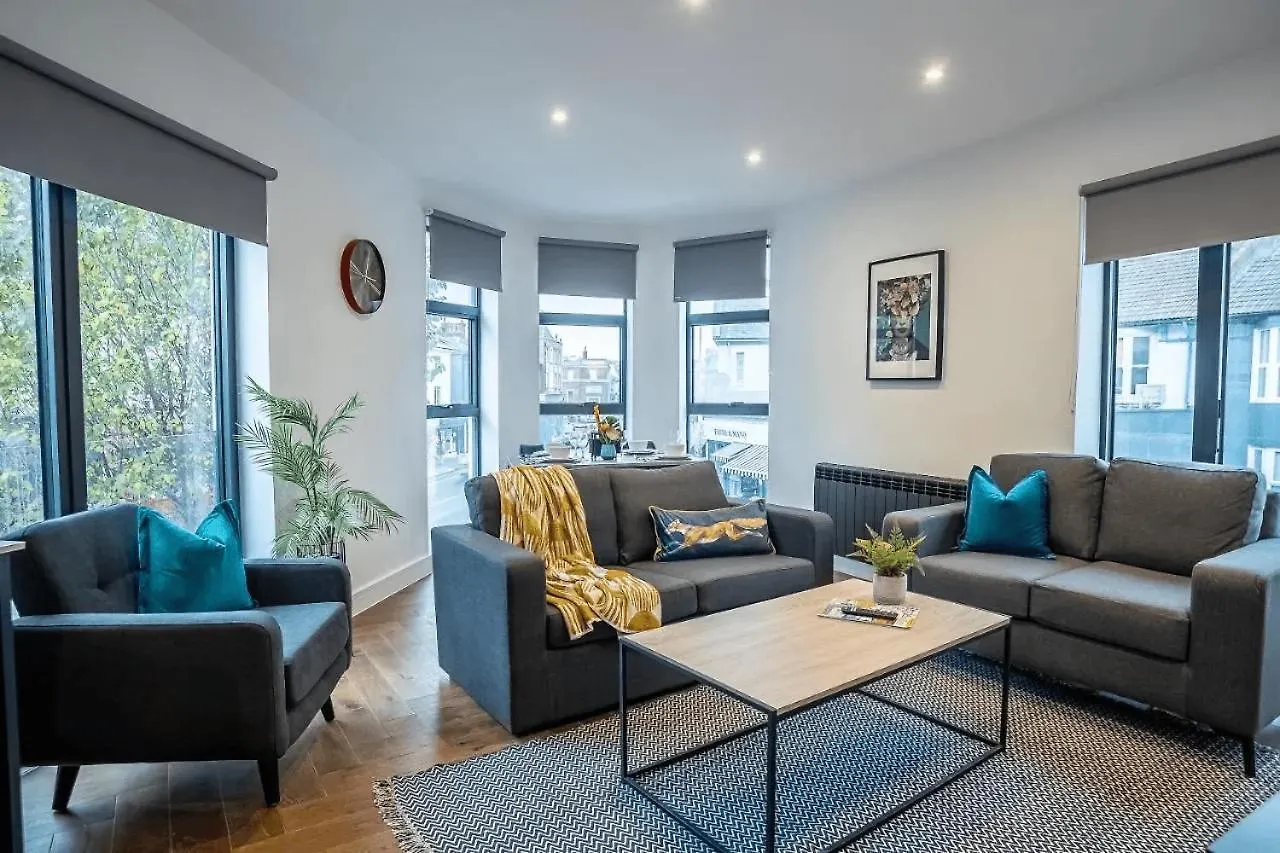 Super Central 2 Bedroom Apartment Next To Brighton Station